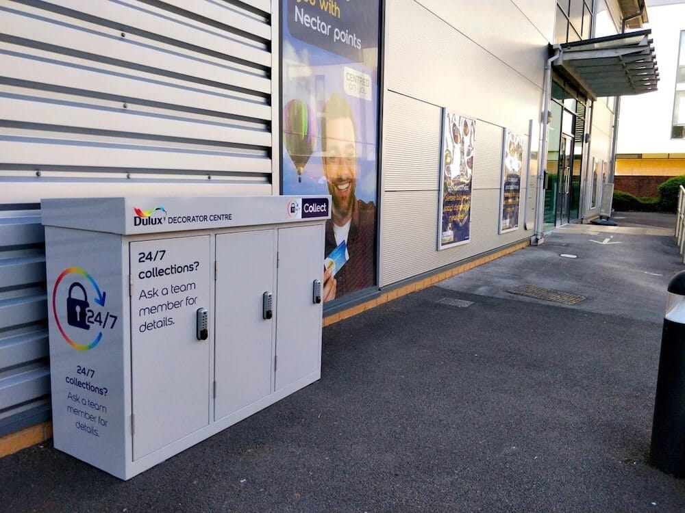 Contactless Click & Collect Lockers outside a retail store